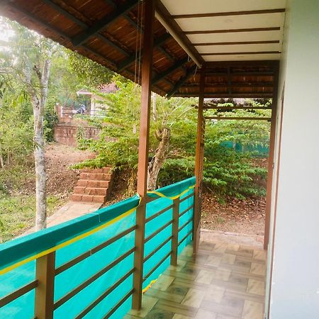 Happydays Hut Vila Mananthavady Exterior foto