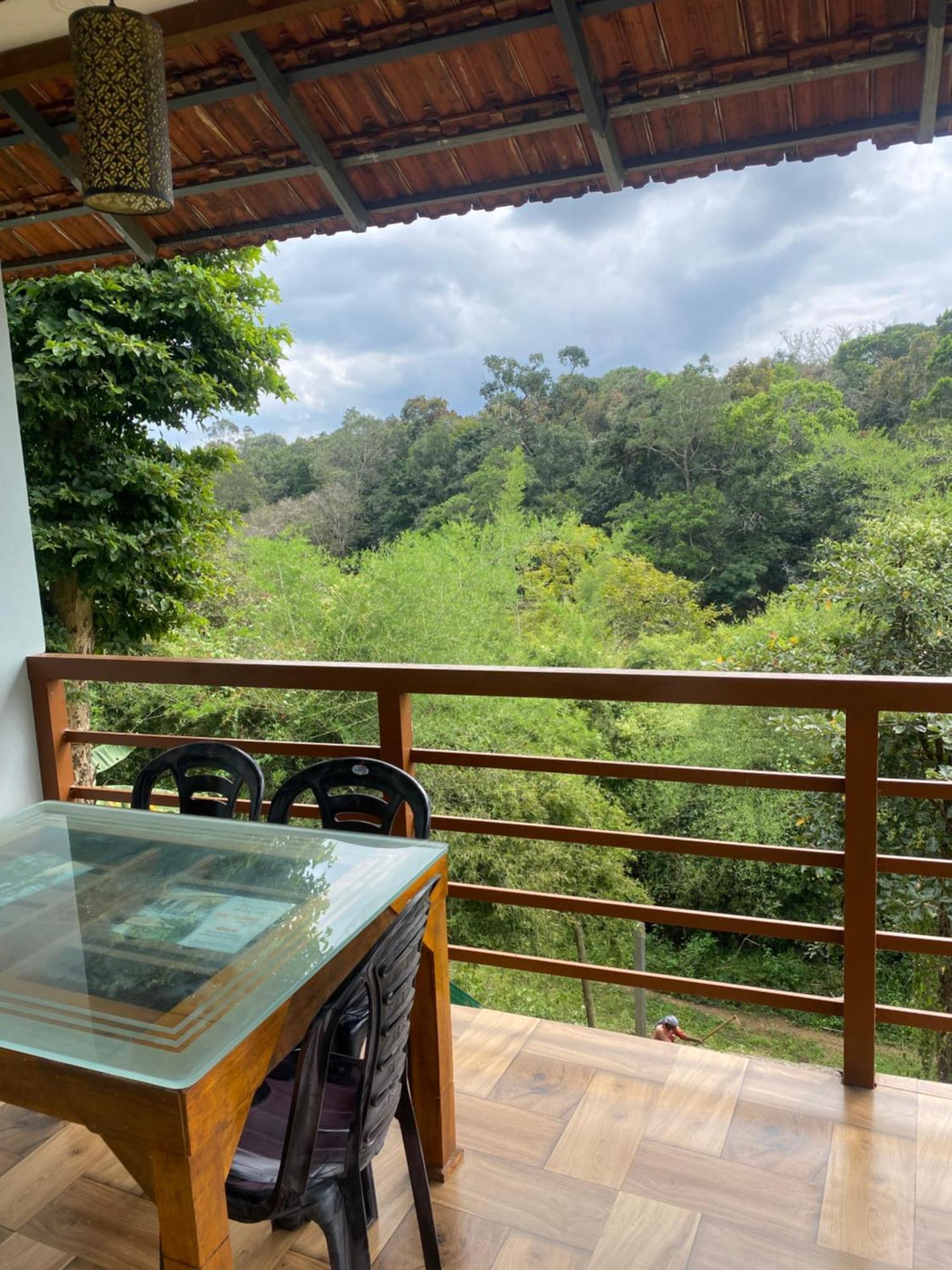 Happydays Hut Vila Mananthavady Exterior foto