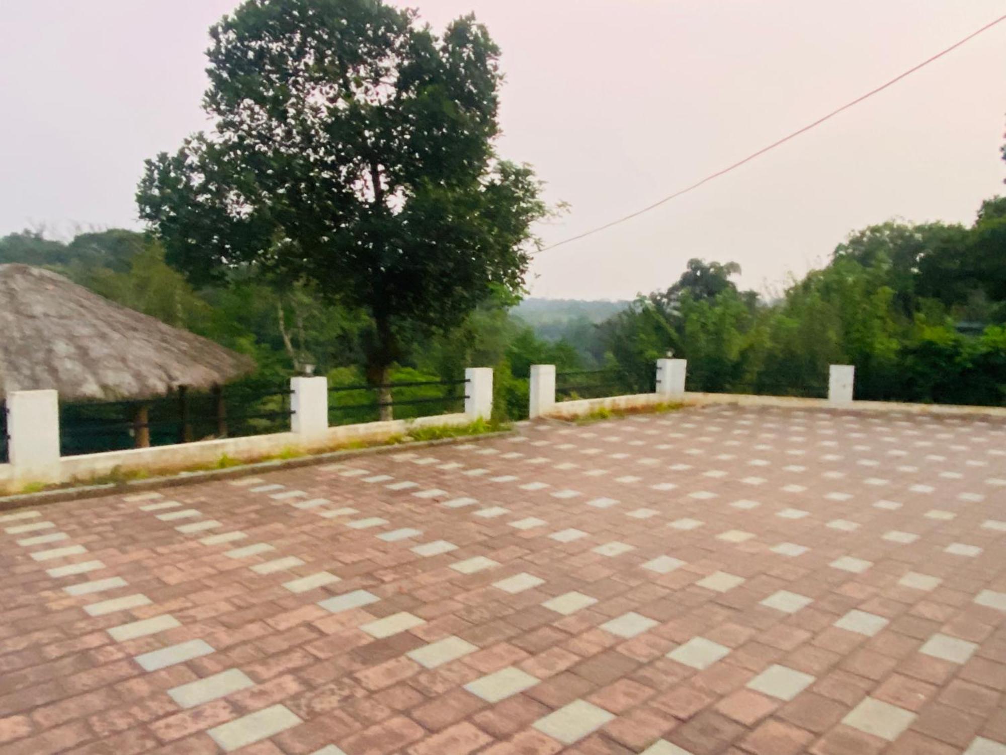 Happydays Hut Vila Mananthavady Exterior foto